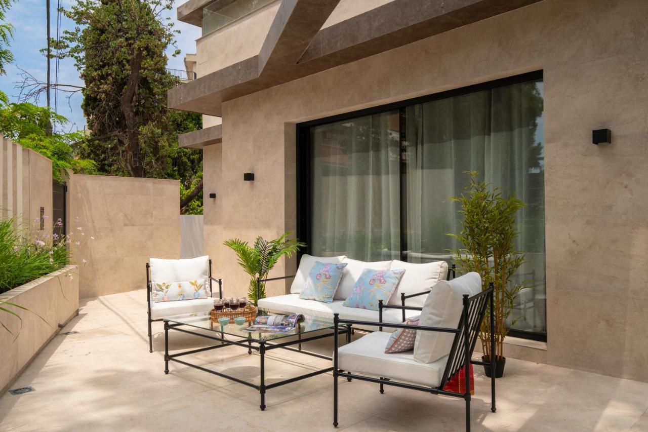 Apartamentos La Zagalilla Malaga Exterior photo